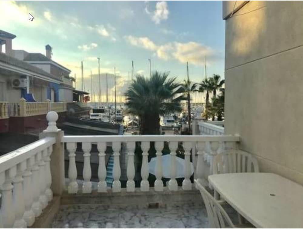 فندق Marina Port تورّيفيِخا المظهر الخارجي الصورة